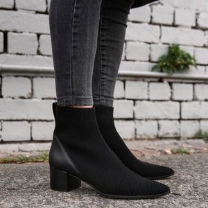 Everlane Reknit Boss Boot
